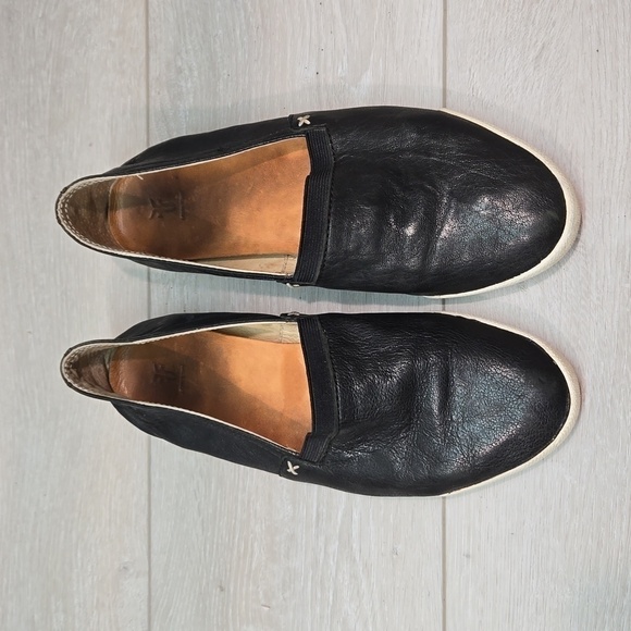 Frye Women Leather Loafer Slip on flats shoes sz 8M - Picture 3 of 16